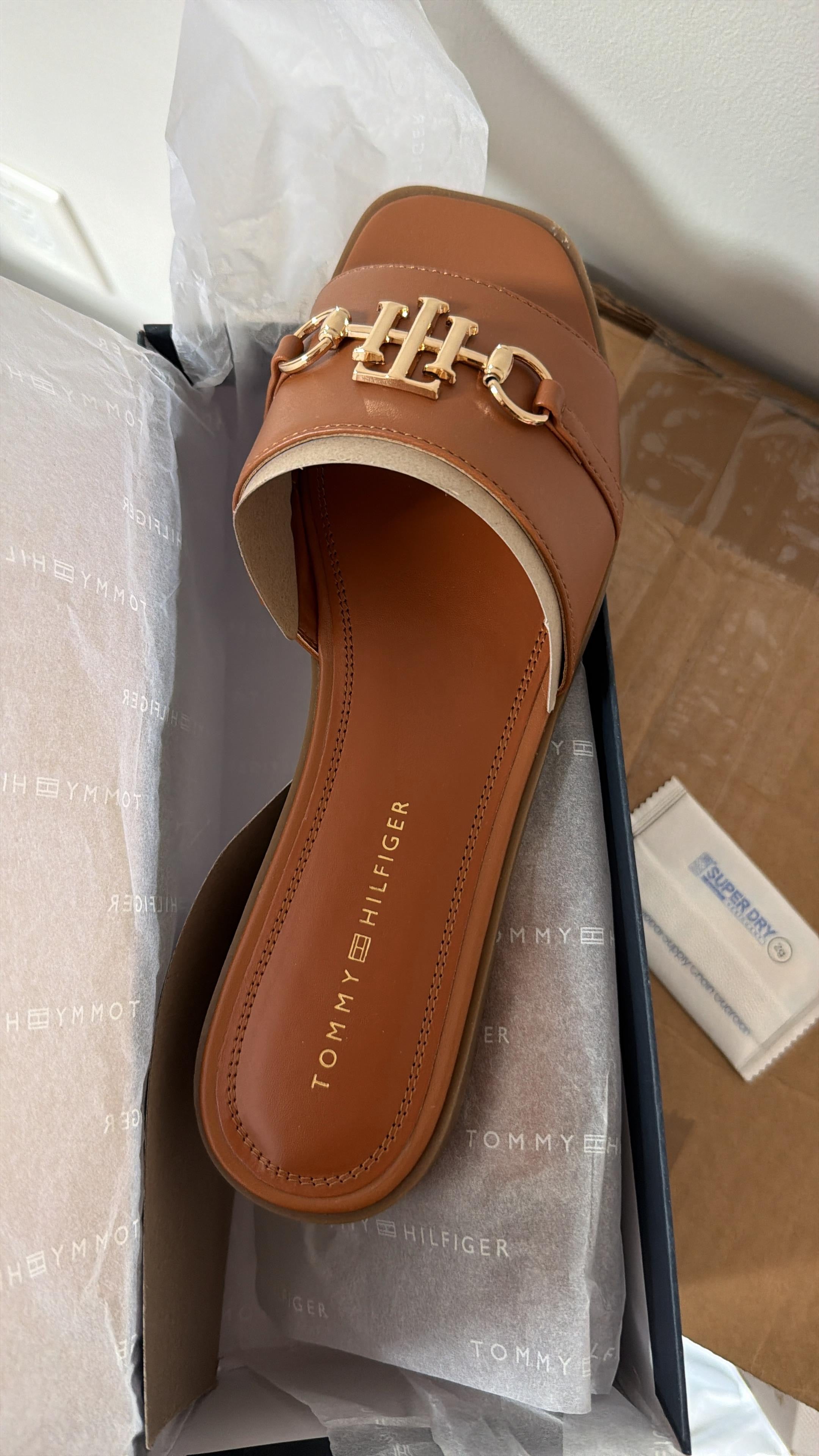 Tommy Hilfiger - Pipper Logo Bit Flat Sandals
