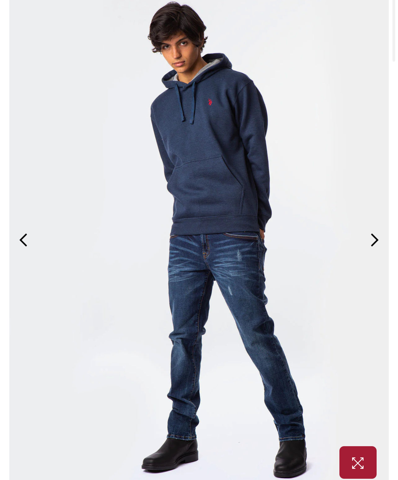 CLASSIC PULLOVER HOODIE