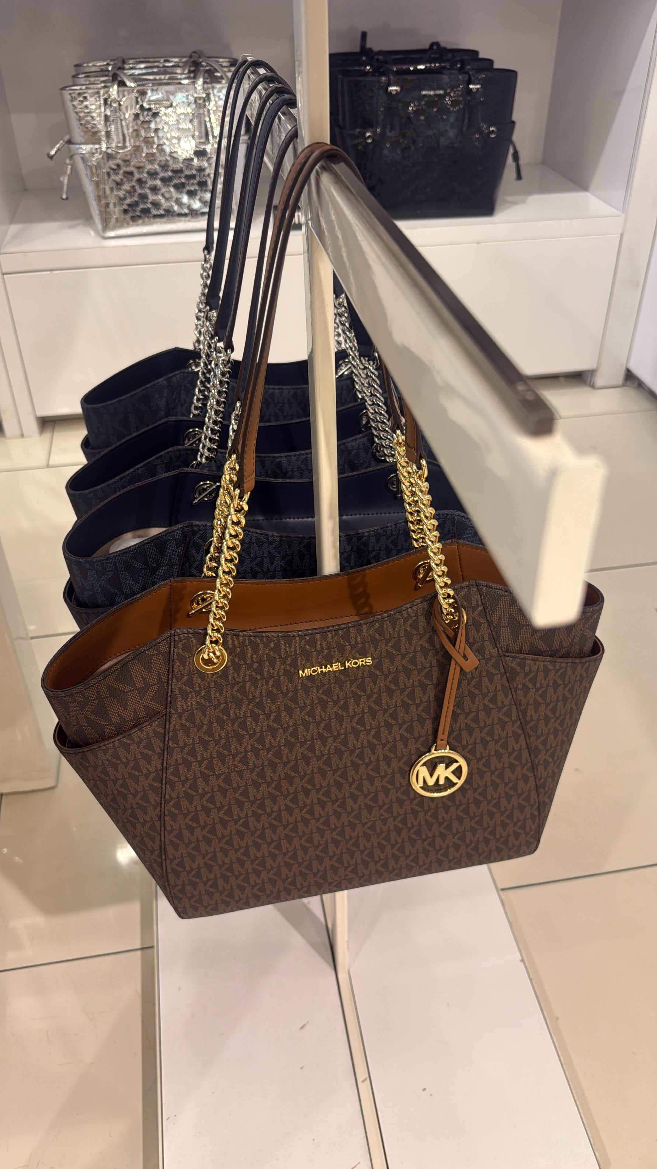 Michael Kors - Jet Set Large Signature Logo Shoulder Bag