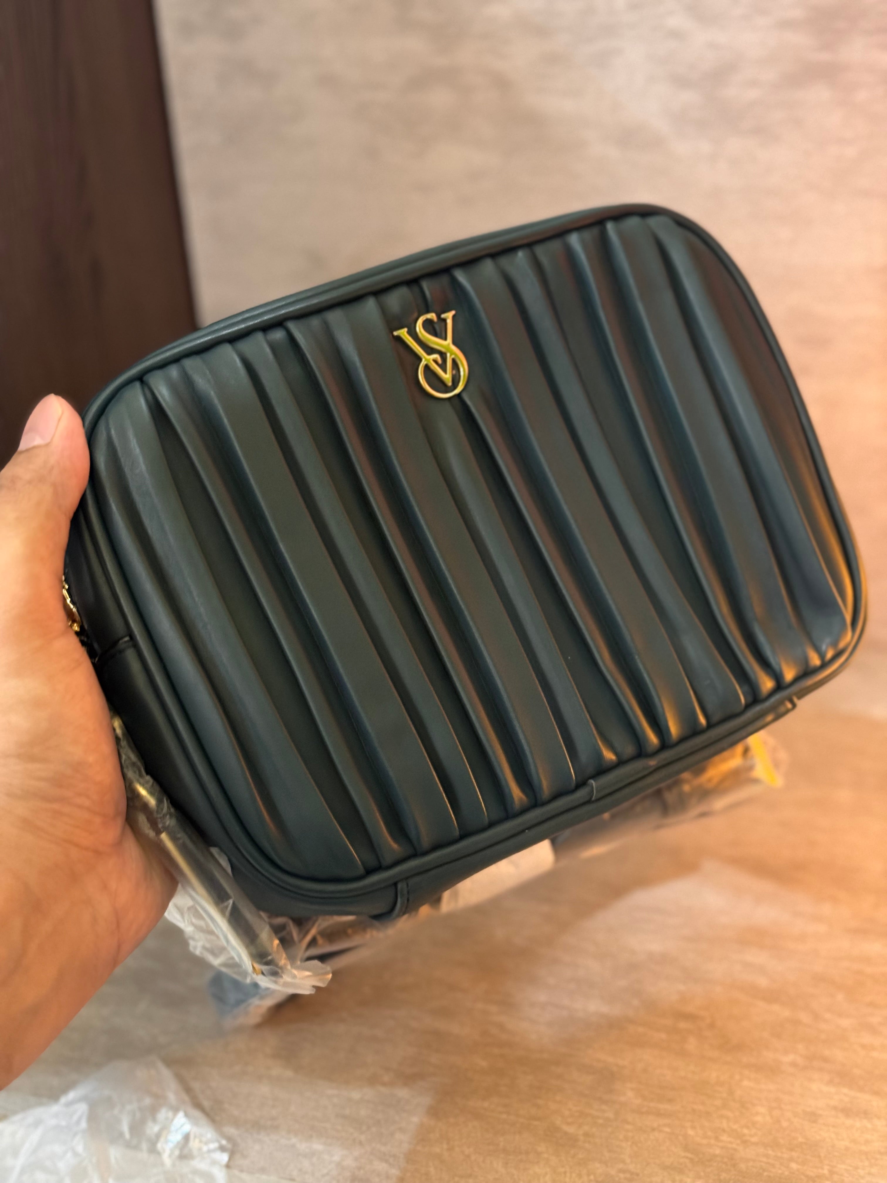 VICTORIA'S SECRET - Crossbody Bag