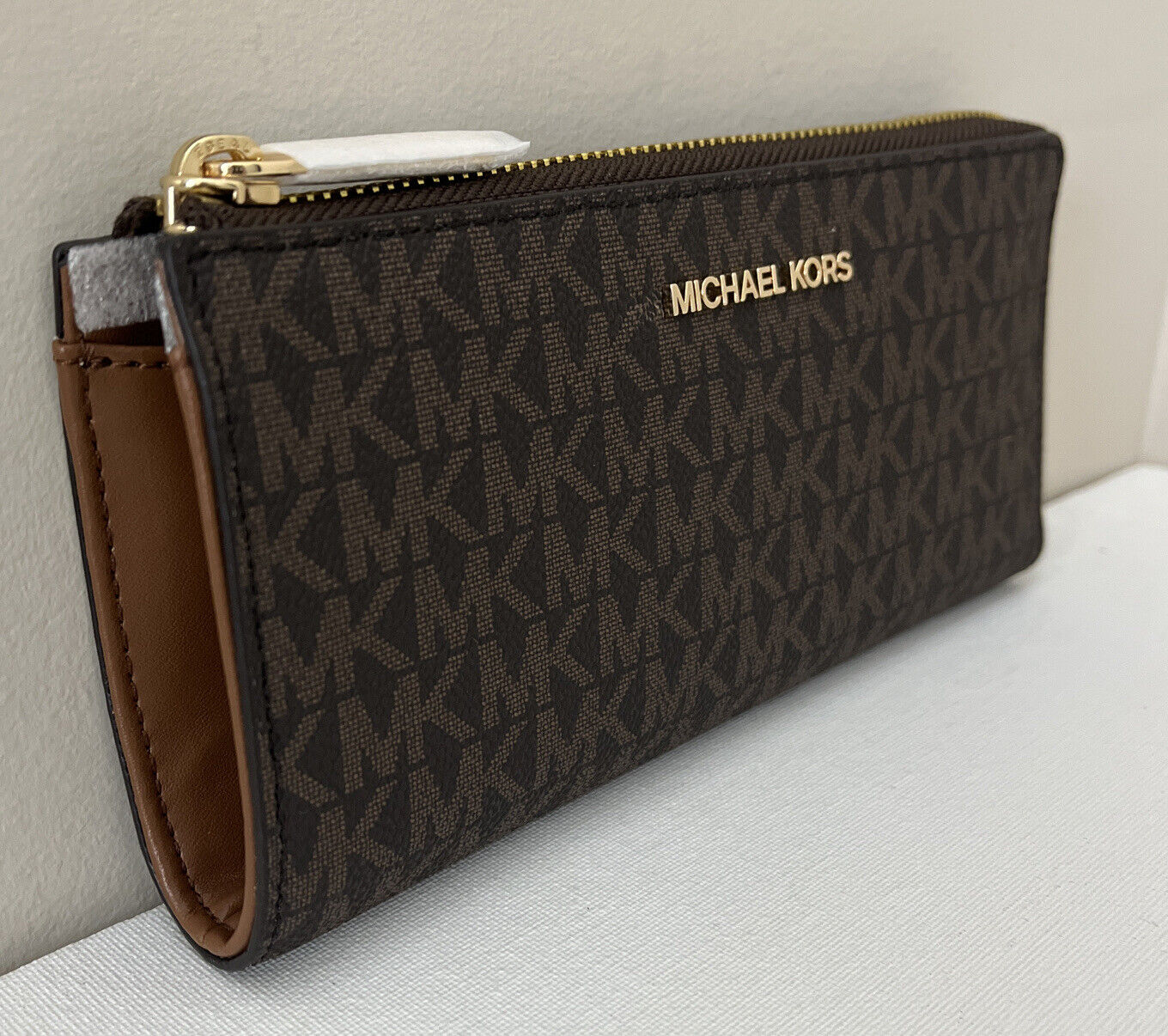 Michael Kors - Large Quater-Zip Wallet