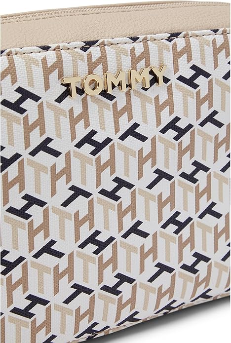 Tommy Hilfiger Melissa Ii Camera Crossbody