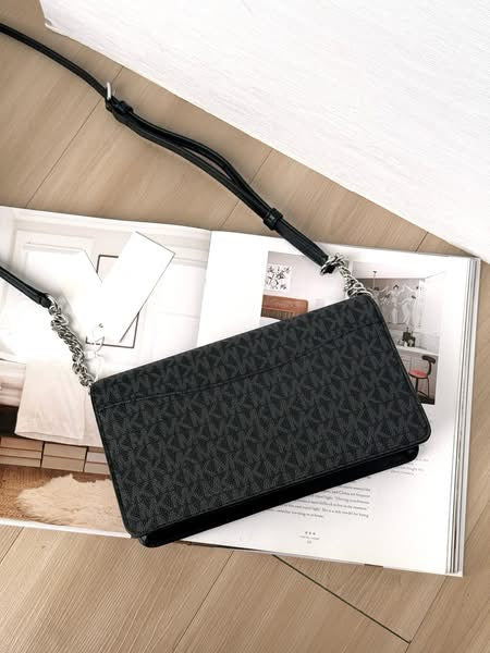 Michael Kors - Jet Set Medium Signature Logo Crossbody Bag