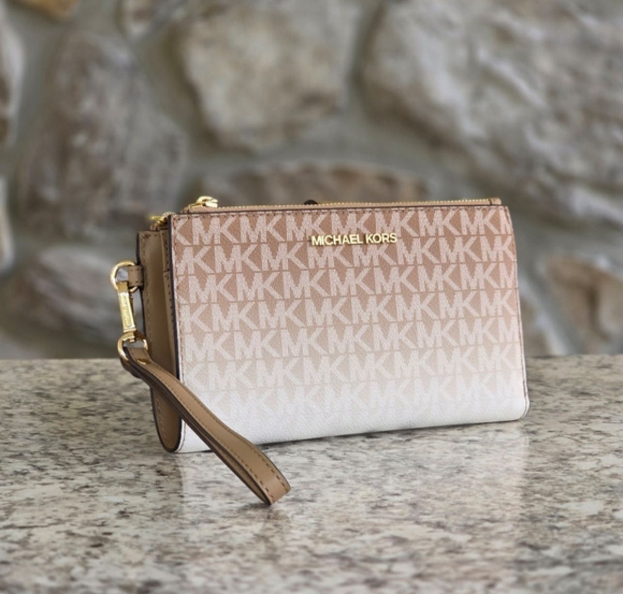 Michael Kors - Large Double Zip Smartphone Wallet