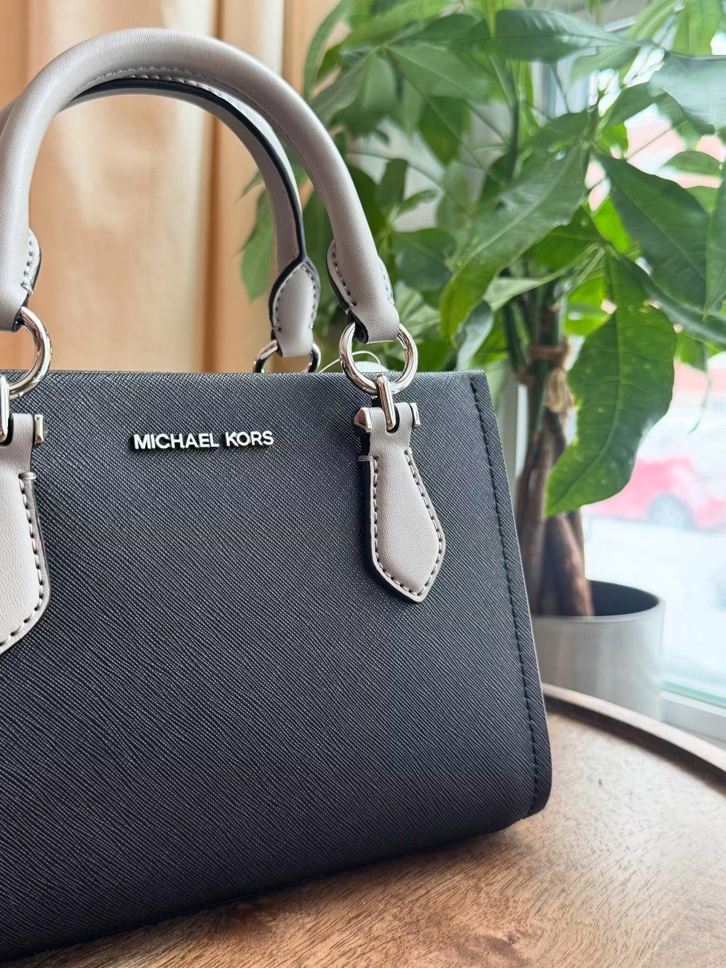 Michael Kors - Marilyn Small Colorblock Saffiano Leather Messenger Satchel & Crossbody Bag