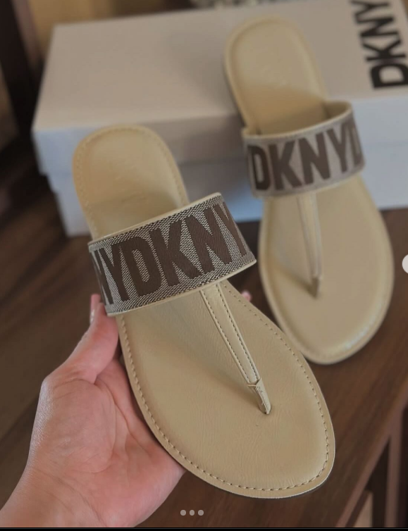 DKNY - Sadia Sandal