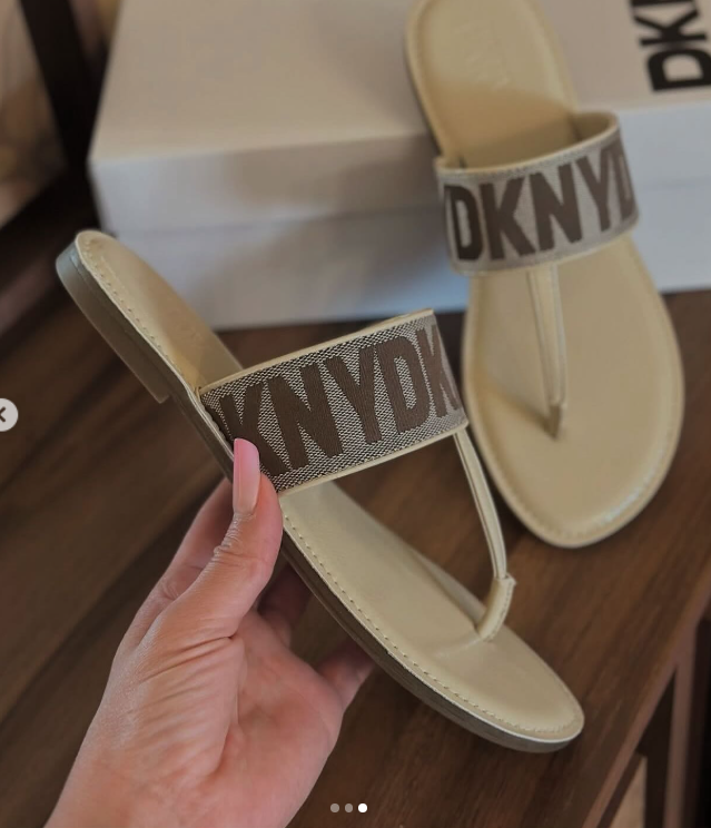 DKNY - Sadia Sandal