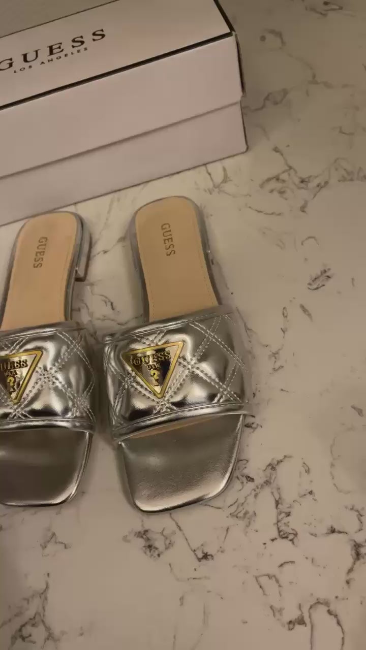 GUESS - Tameli Slides