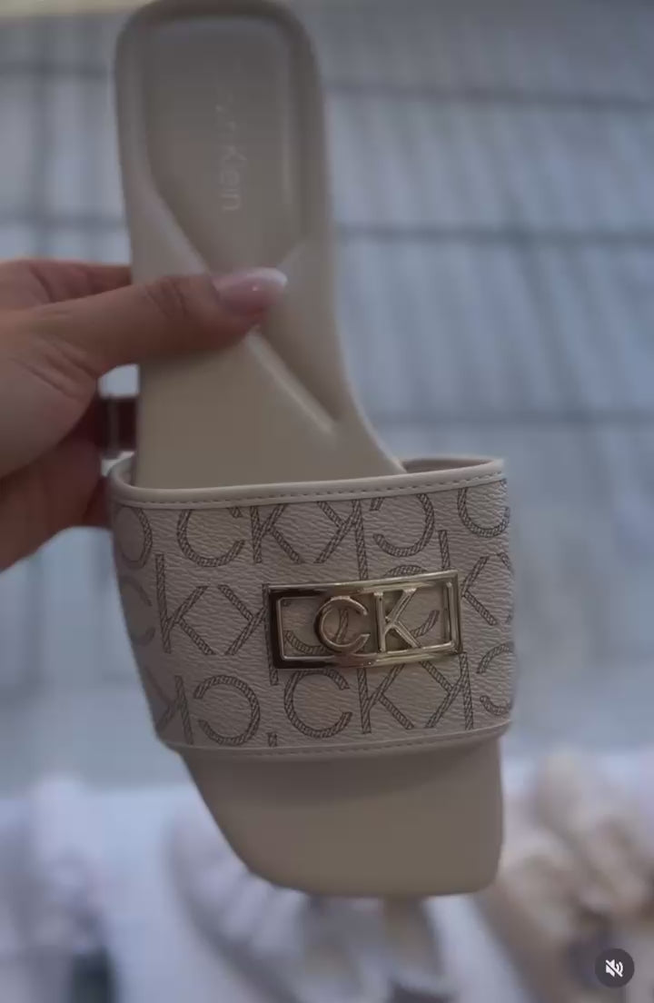 Calvin Klein Plaque Logo Slides